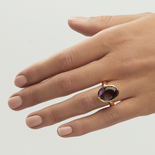 Load image into Gallery viewer, Purple Amethyst Gold Oval Cut Bezel Ring (6.58ct)
